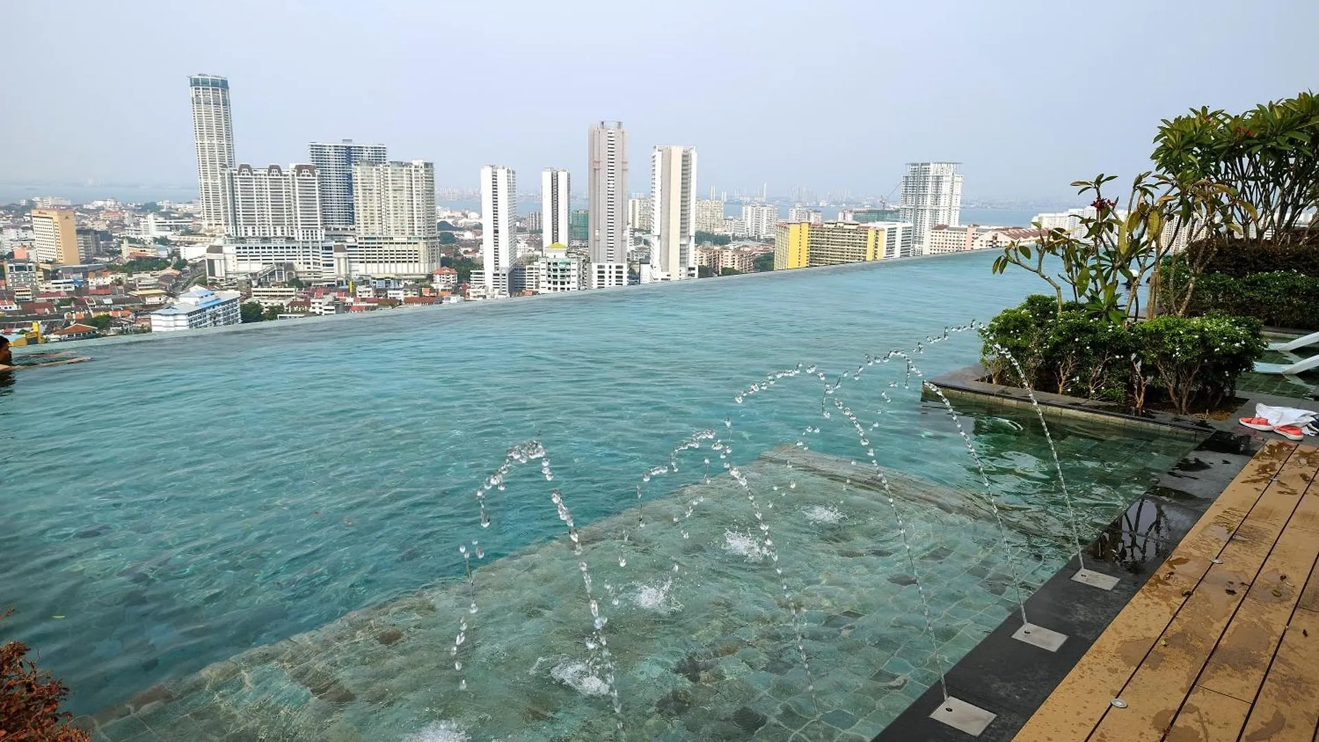 Skypool 2Br 9Pax Premium Suite@Beacon @Georgetown @Penang 0*, George Town